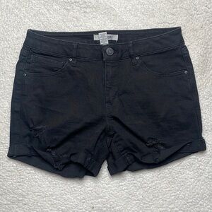 Refuge Black Stretchy comfy Denim Shorts Distressed Size 6